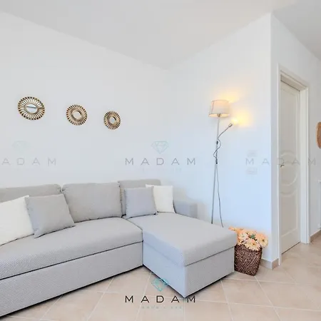 Rubino House Apartman *