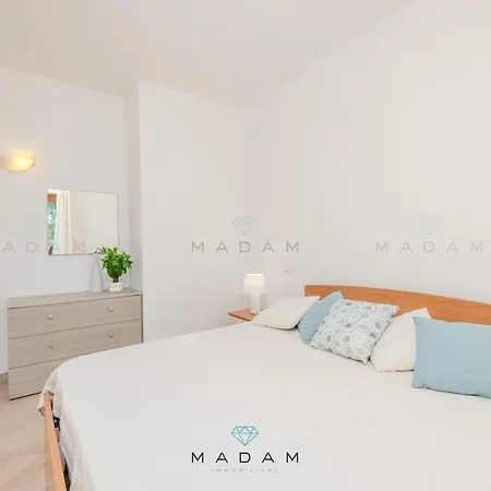 Rubino House Apartman *